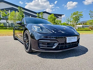 PORSCHE PANAMERA 2023