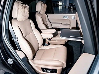 LI AUTO L8  2025 YEAR MAX INTELLIGENT  EDITION 2025