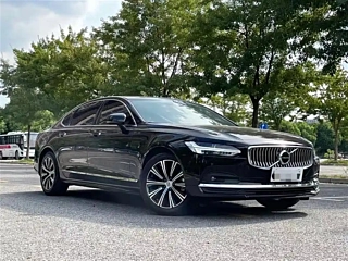 VOLVO S90 2021