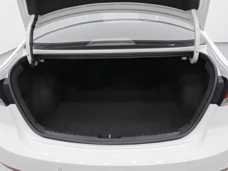 HYUNDAI ELANTRA  2020 YEAR 1.5L CVT. LUXURY 2020