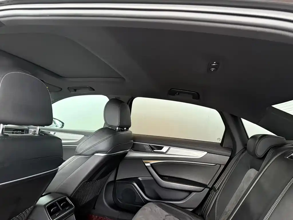 AUDI A6L 2021