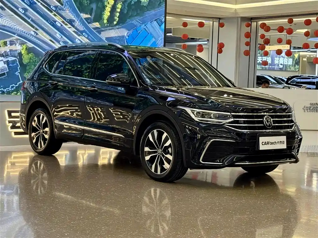 VOLKSWAGEN TIGUAN L 2024