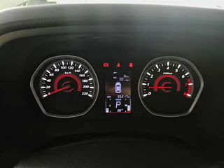 SOUEAST DX3  2018 YEAR 1.5T CVT PREMIUM 2018