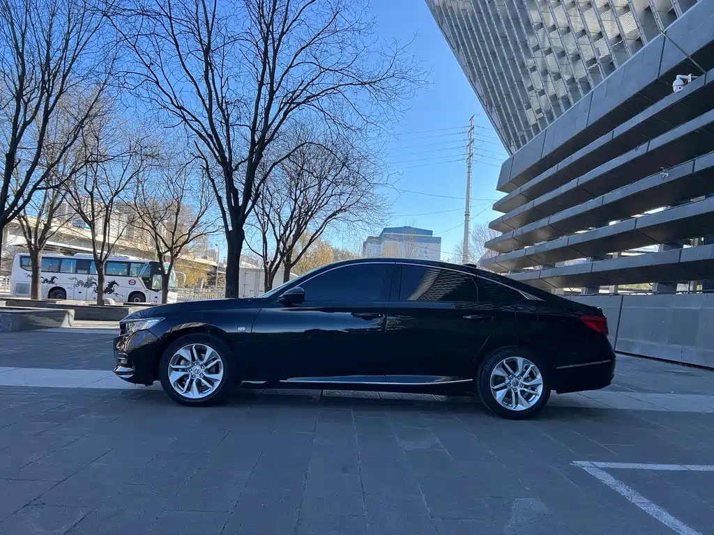 HONDA ACCORD 2019