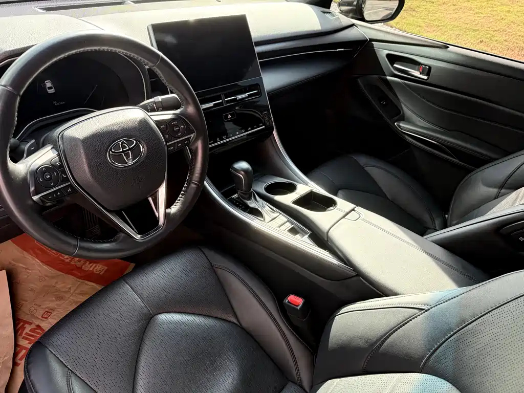 TOYOTA AVALON 2023