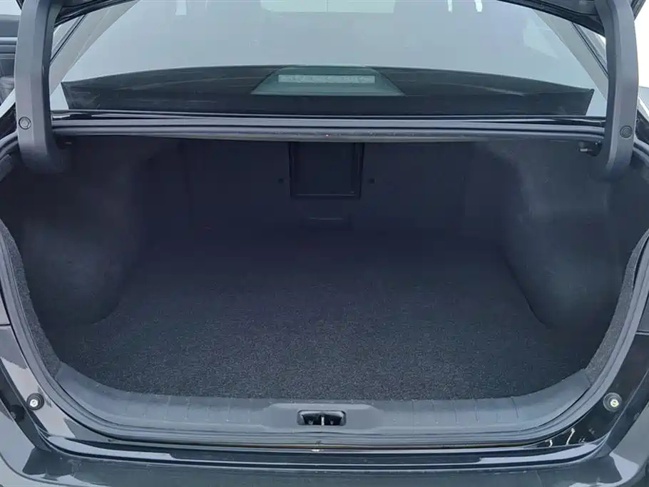 NISSAN TEANA 2021