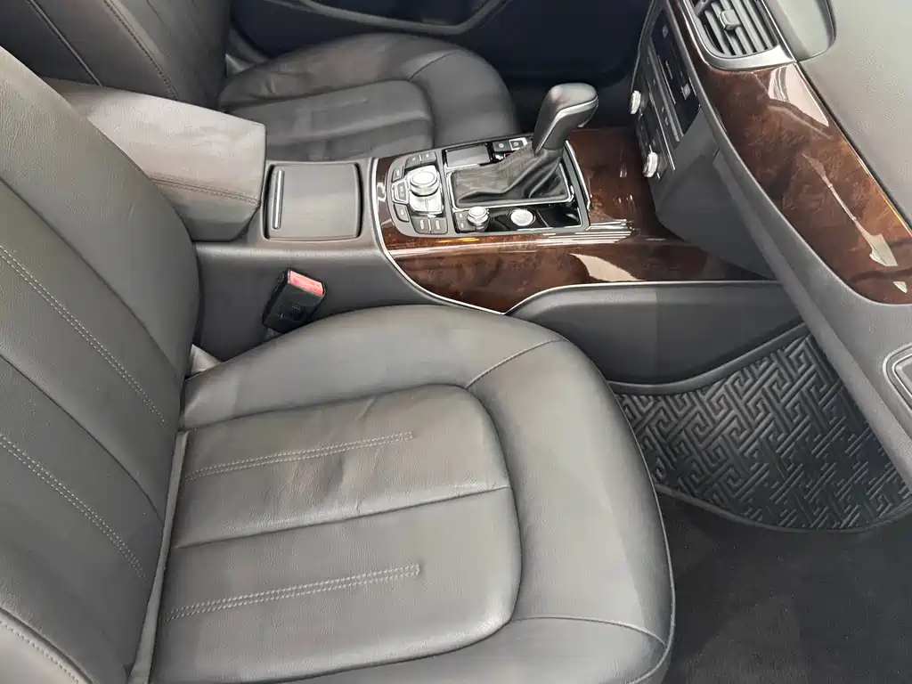 AUDI A6L 2017