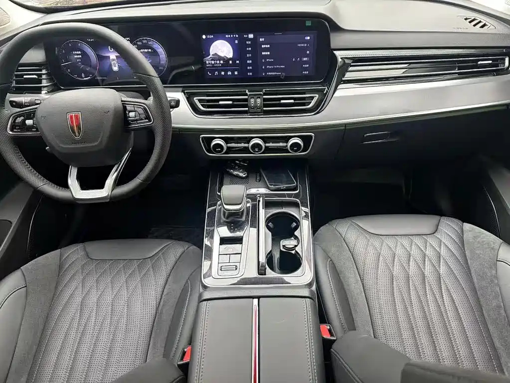 HONGQI HS5 2023