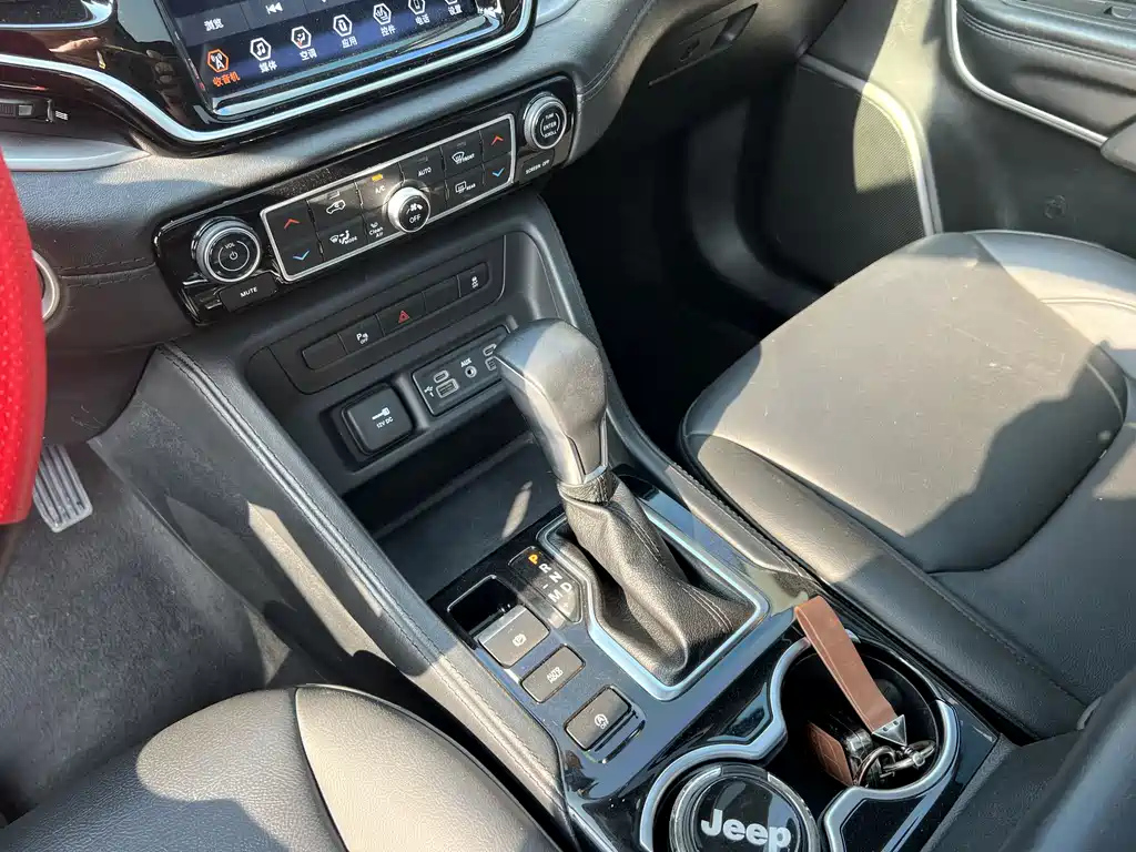 JEEP BIG 指挥官 2022