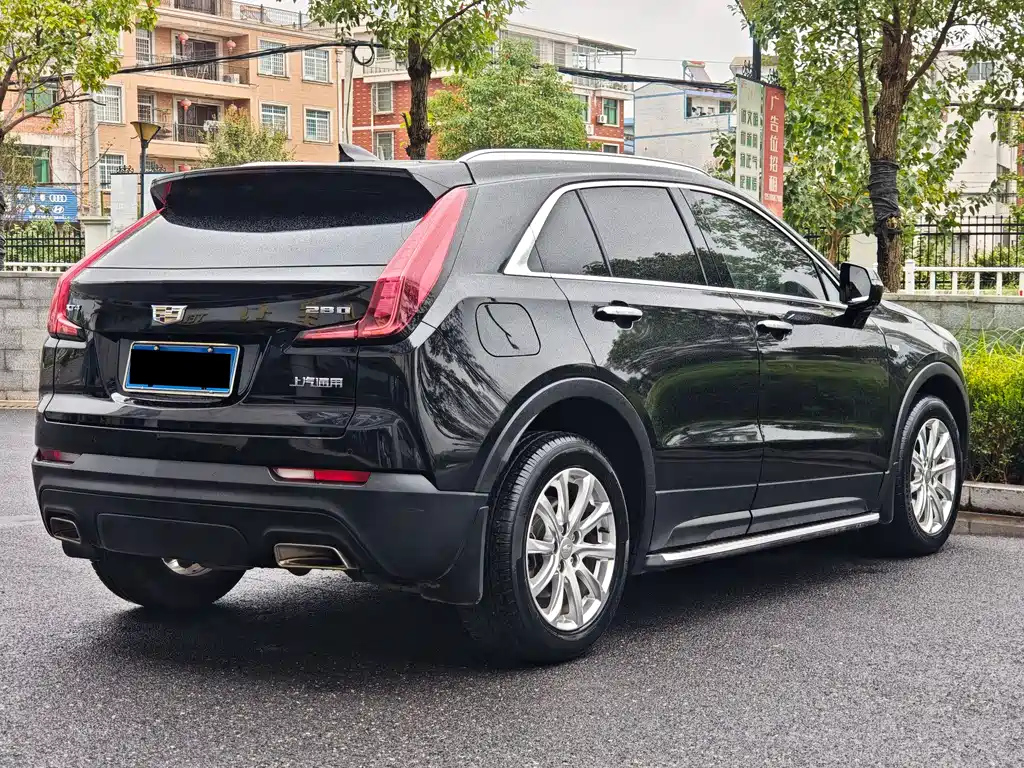 CADILLAC XT4 2019
