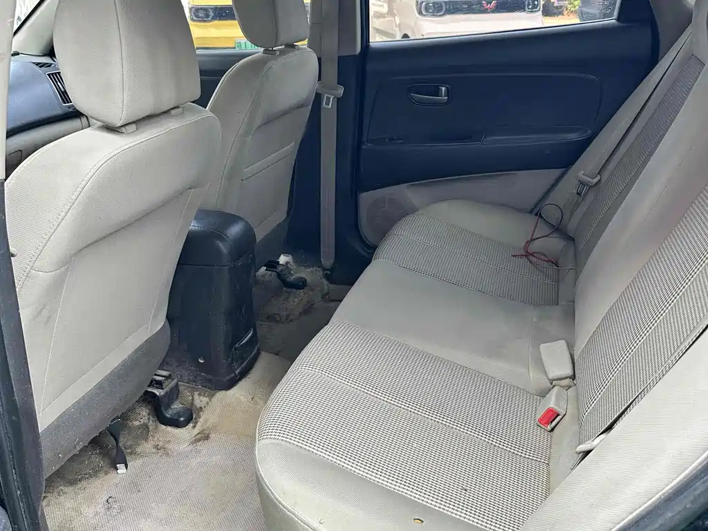 HYUNDAI CELESTA 2011