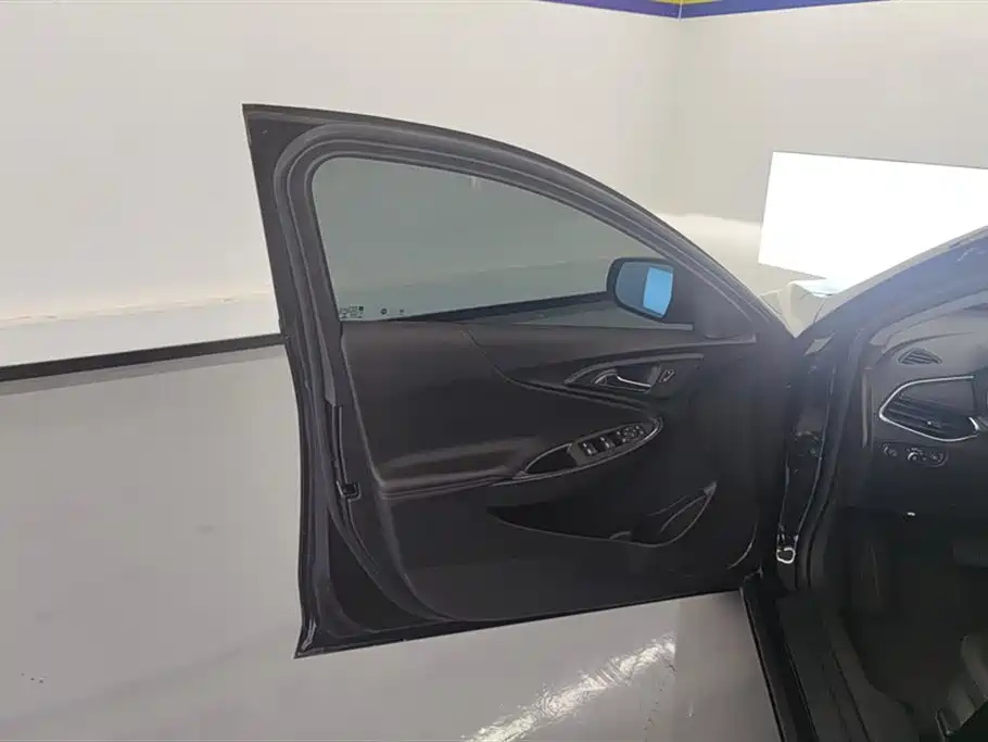 CHEVROLET MALIBU XL 2022