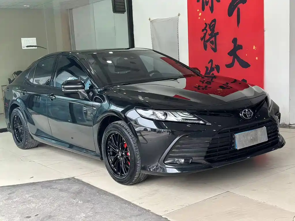 TOYOTA CAMRY 2021