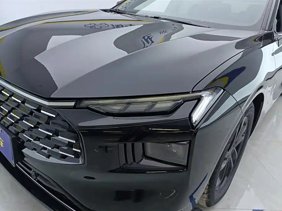 FORD MONDEO 2023