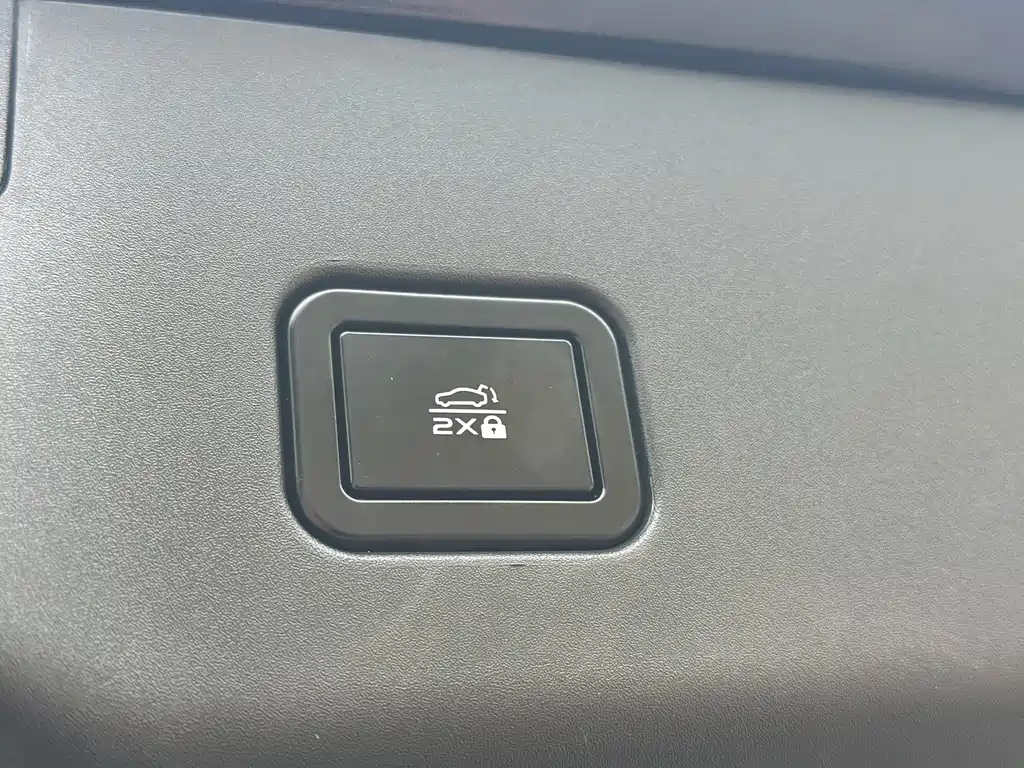 CHANGAN UNI-V 2023