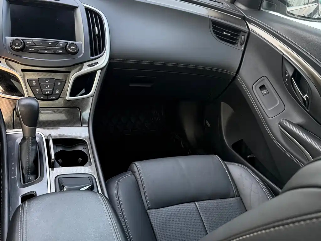 BUICK LACROSSE 2013