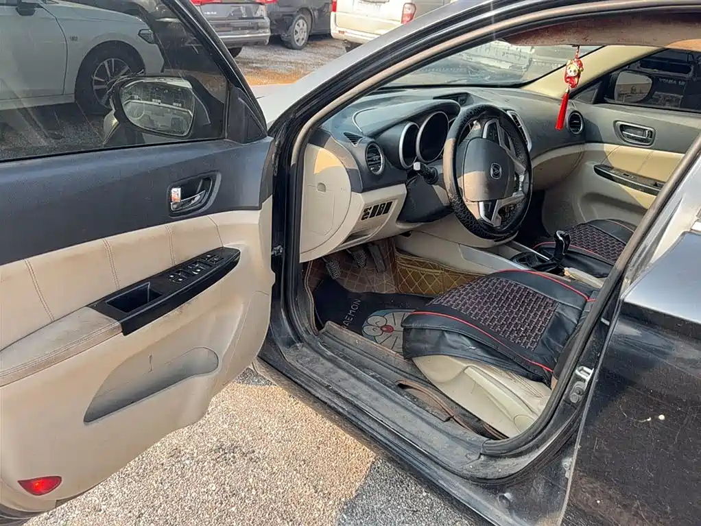 CHANGAN EADO 2013