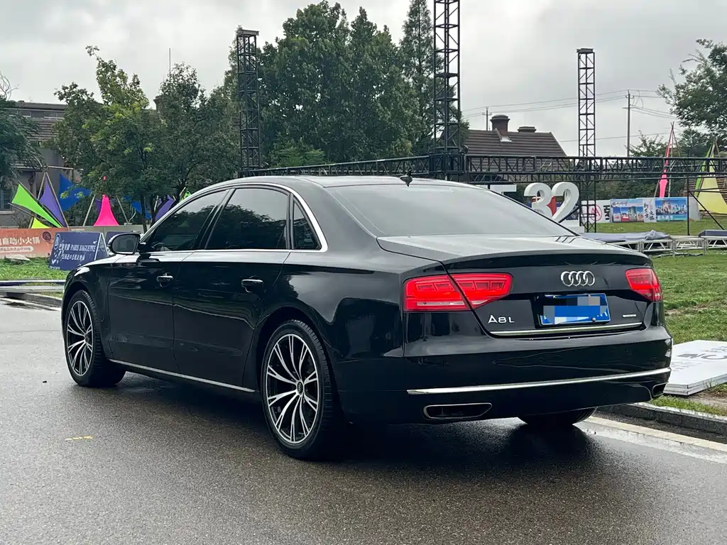 AUDI A8 2013