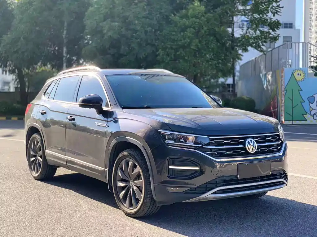 VOLKSWAGEN TAYRON 2020
