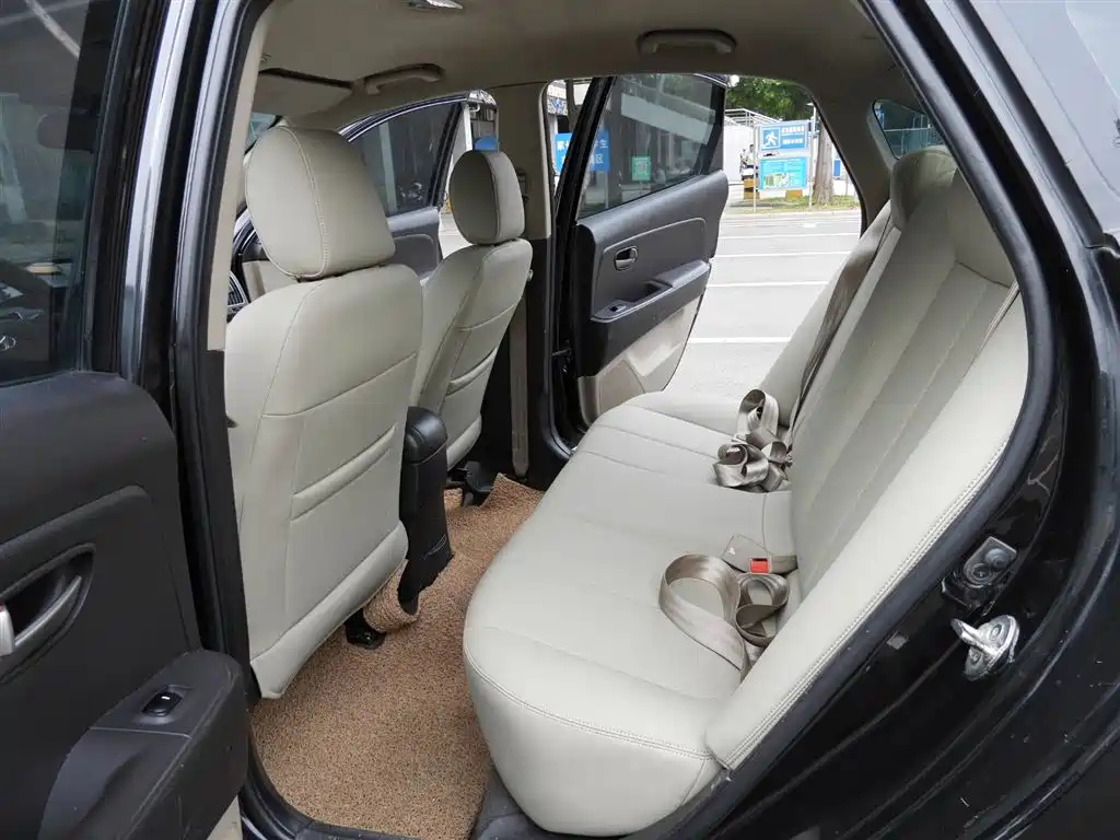 HYUNDAI CELESTA 2011