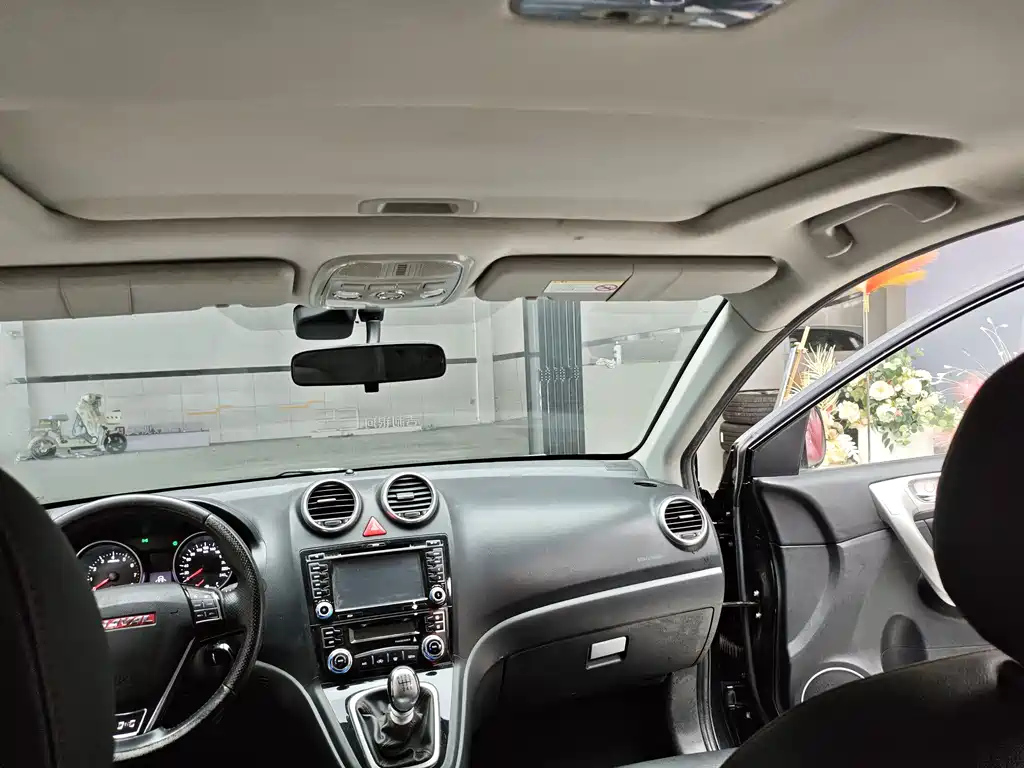 HAVAL H6 2015