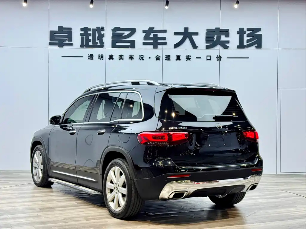 MERCEDES BENZ GLB 2020