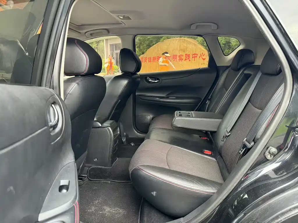 NISSAN TIIDA TIIDA 2011