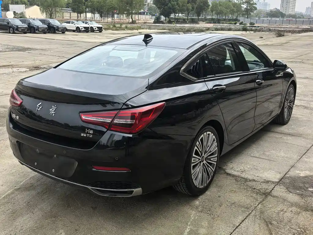 HONGQI H5 2022