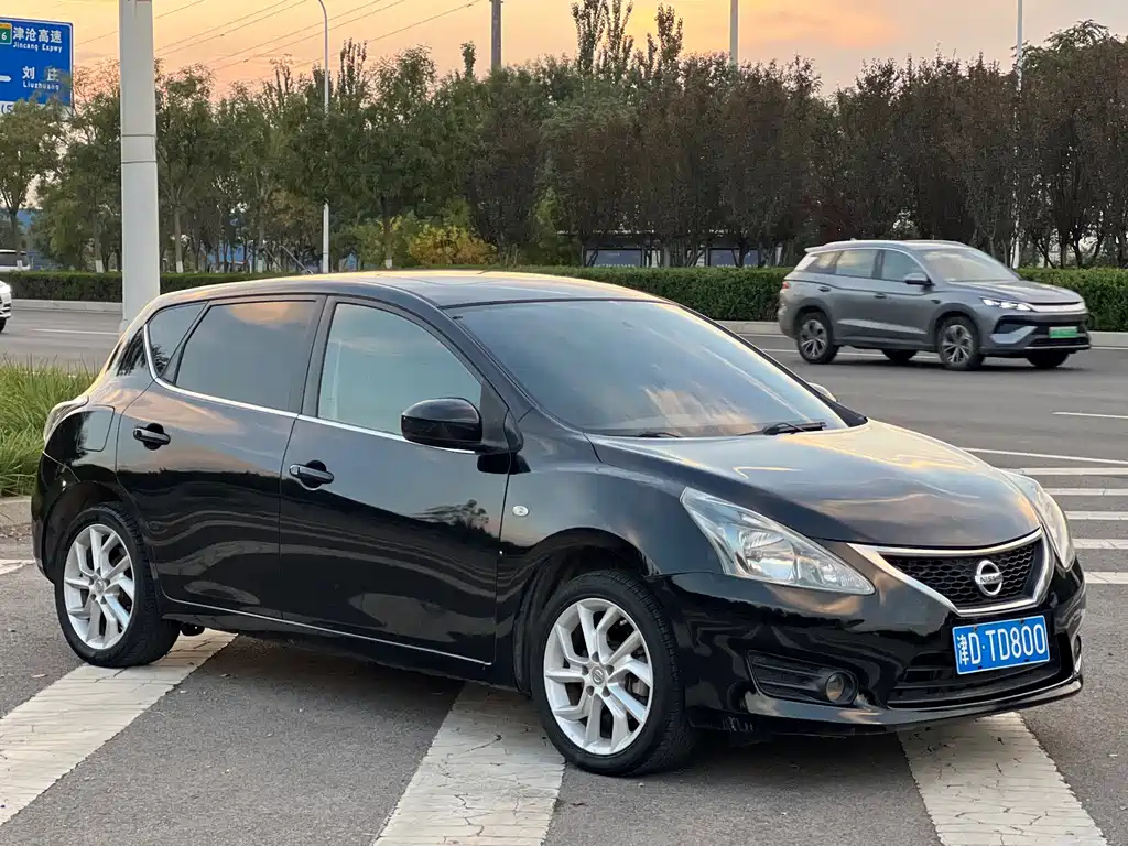 NISSAN TIIDA TIIDA 2011
