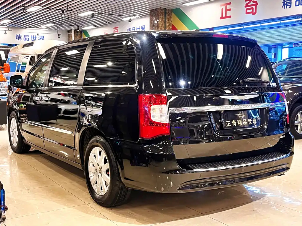 CHRYSLER BIG 捷龙 IMPORT 2013