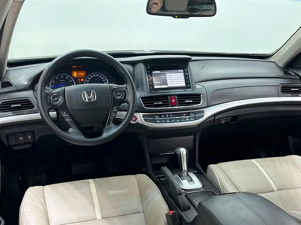 HONDA CROSSTOUR 2014