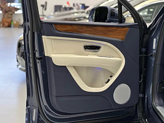BENTLEY BENTAYGA  2024 YEAR 4.0T V8  EDITION 2024