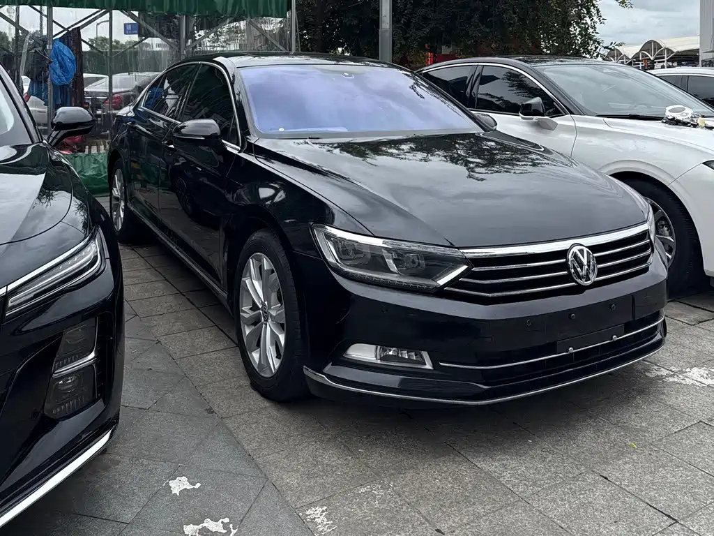 VOLKSWAGEN MAGOTAN 2017
