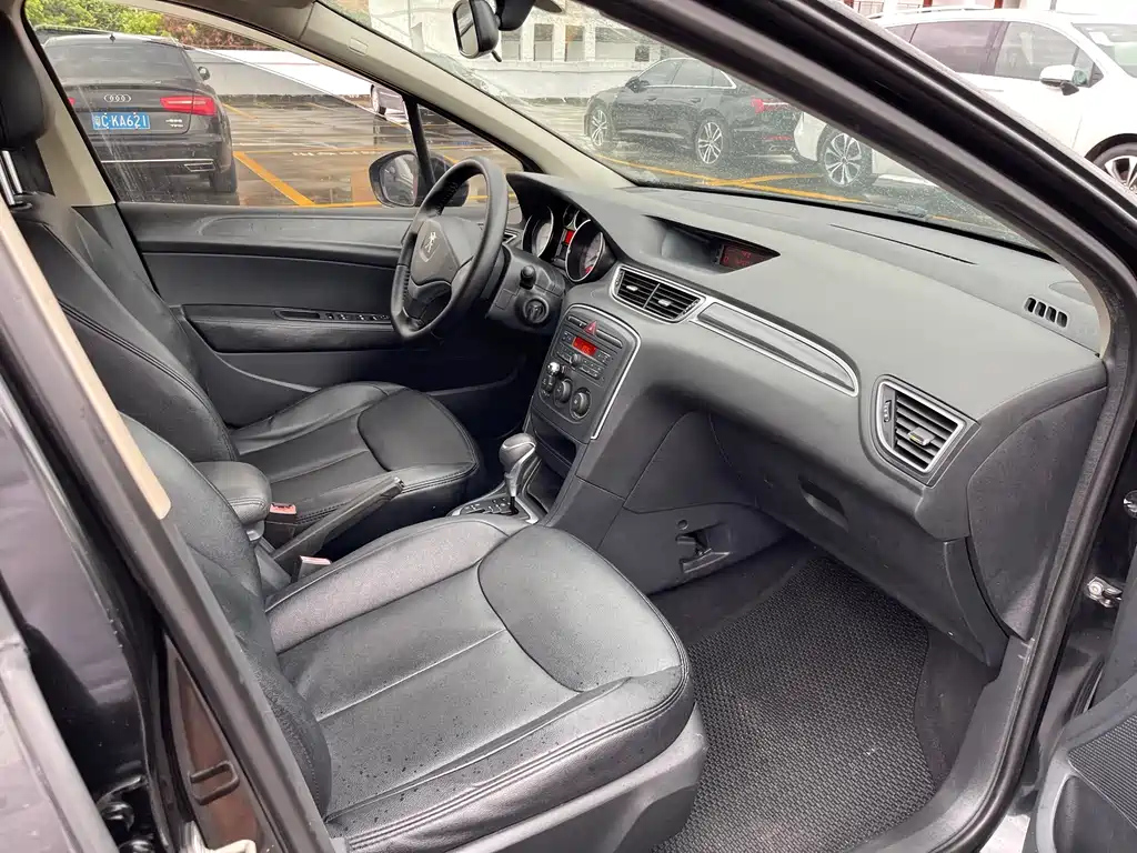 PEUGEOT 308 2014