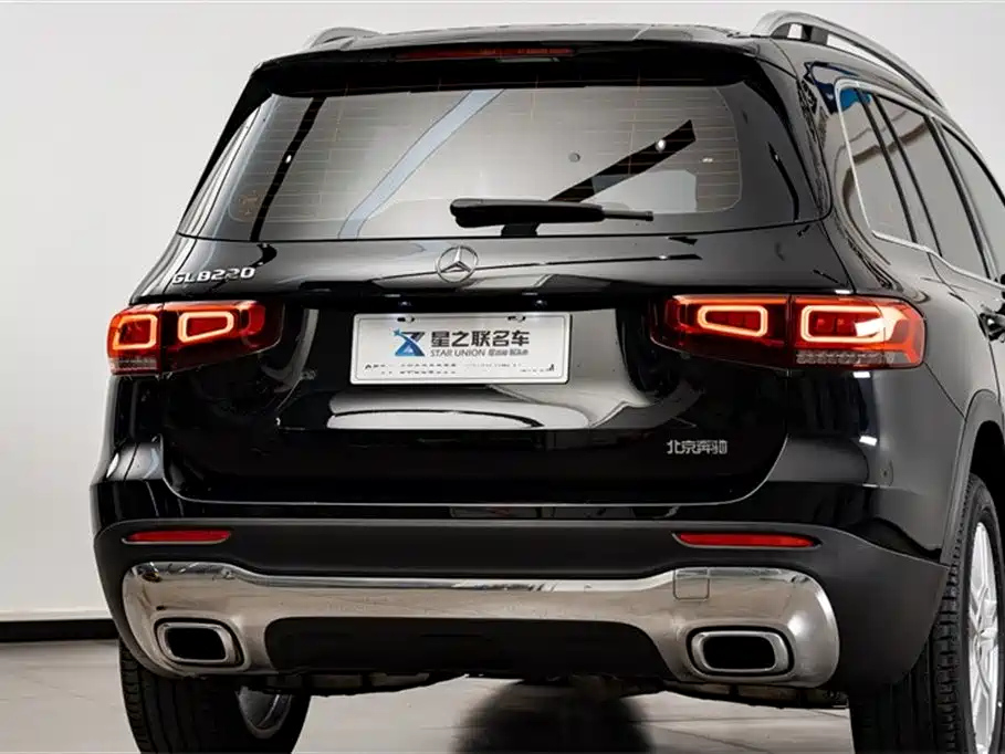 MERCEDES BENZ GLB 2023