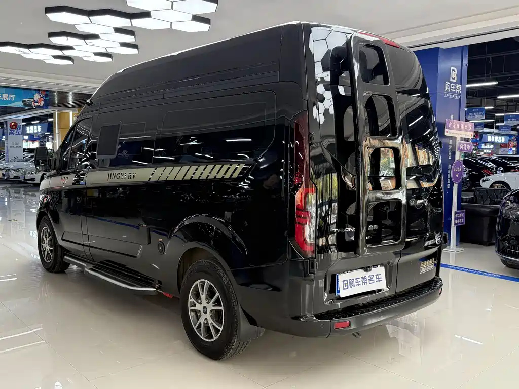 FORD TRANSIT 2023
