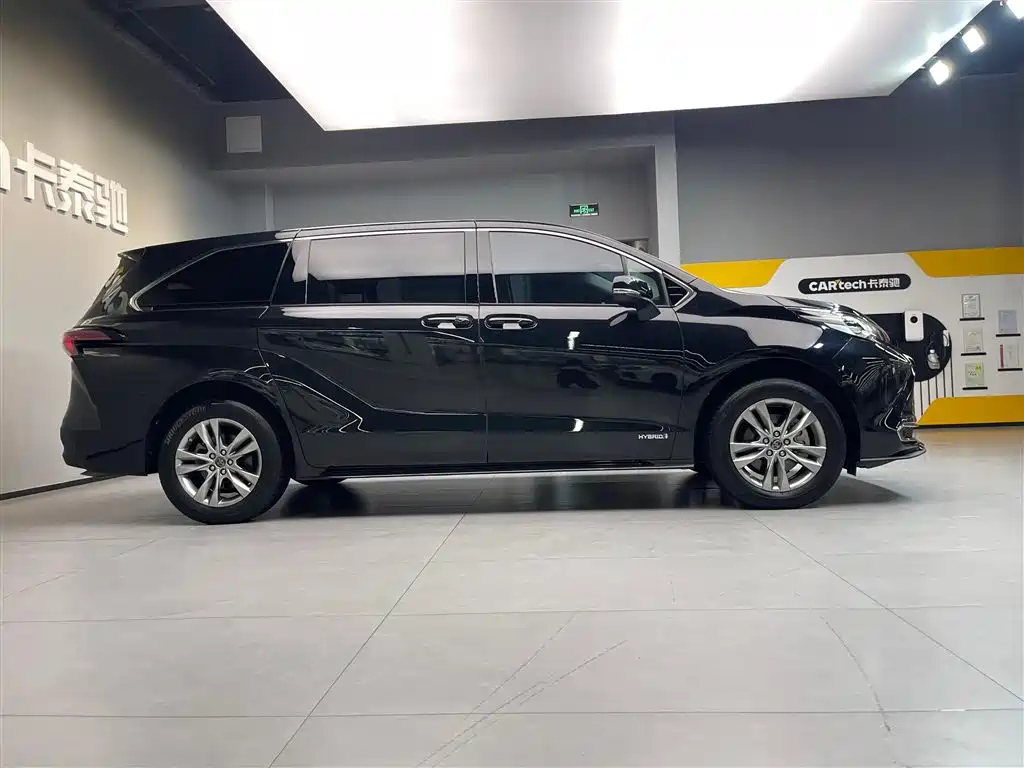 TOYOTA SIENNA SIENNA 2023