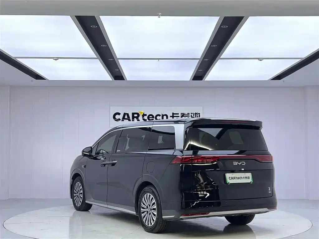 BYD XIA 2025