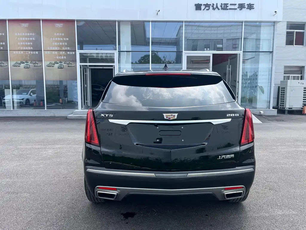 CADILLAC XT5 2022