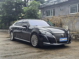 TOYOTA CROWN 2019