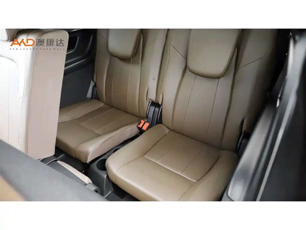 MERCEDES BENZ GLB 2023