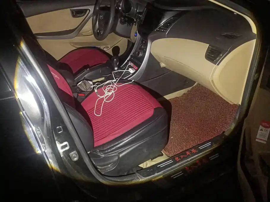 HYUNDAI ELANTRA 2014