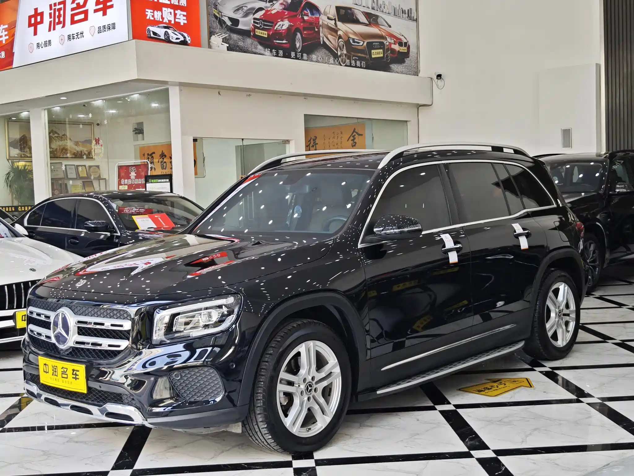 MERCEDES BENZ GLB 2021