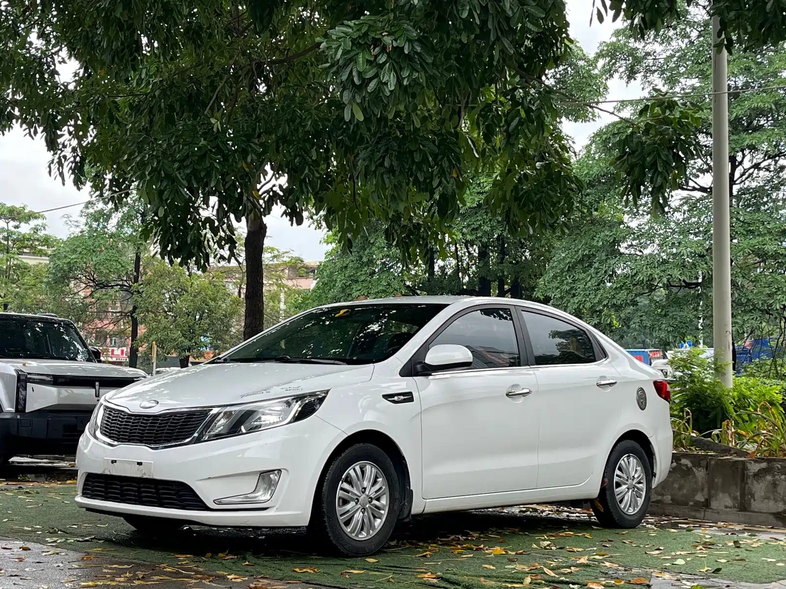 KIA K2 2012