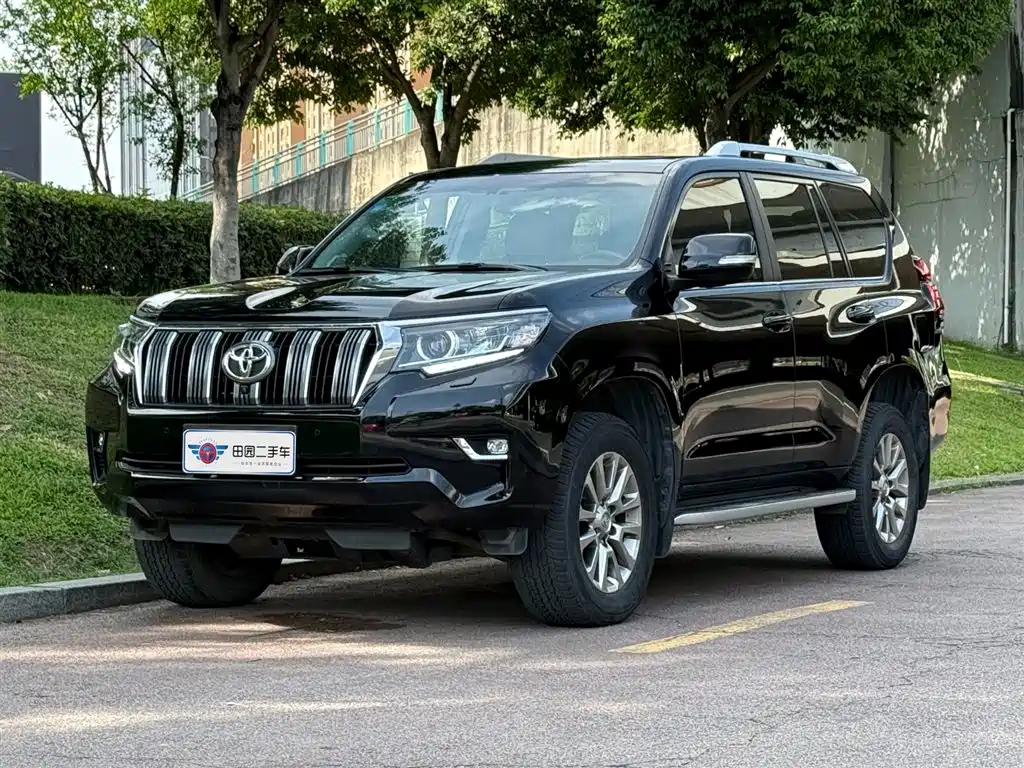 TOYOTA PRADO 2018