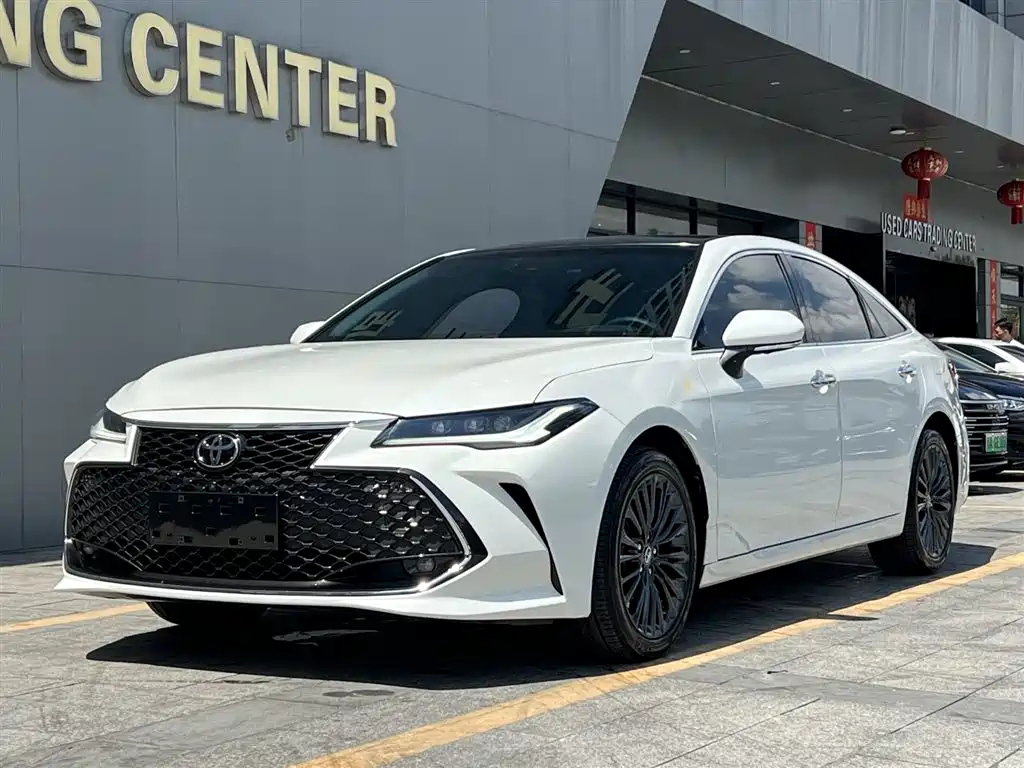 TOYOTA AVALON 2022