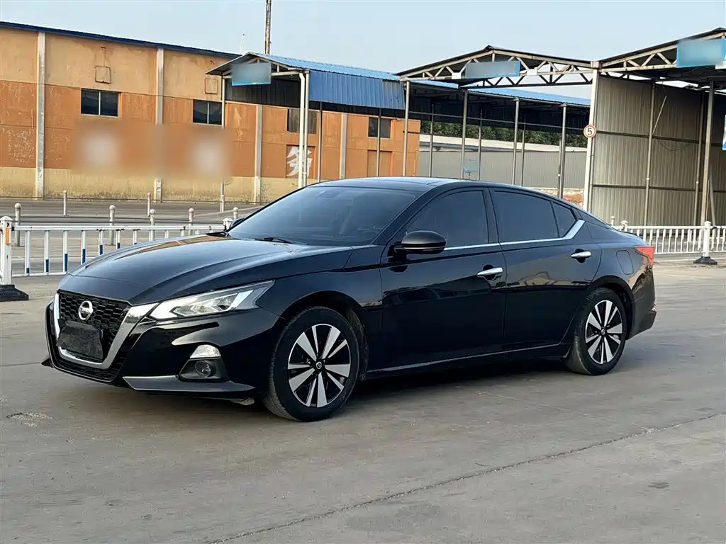 NISSAN TEANA 2021