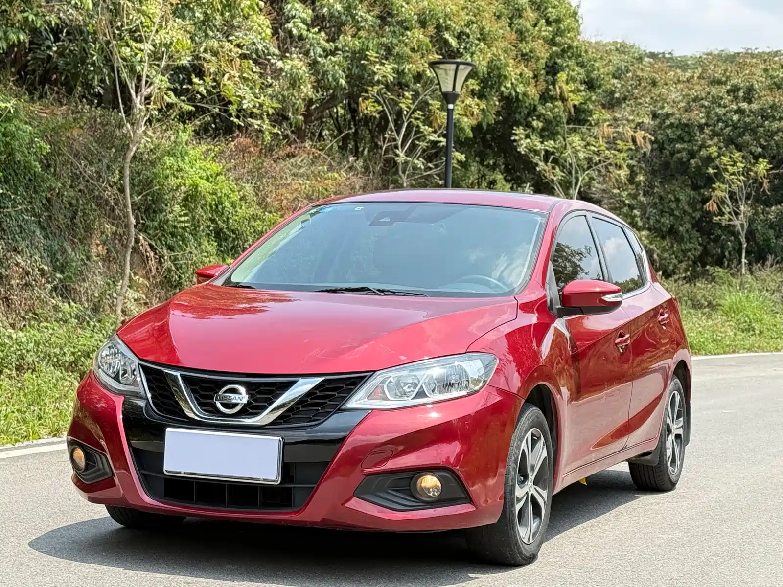 NISSAN TIIDA TIIDA 2019