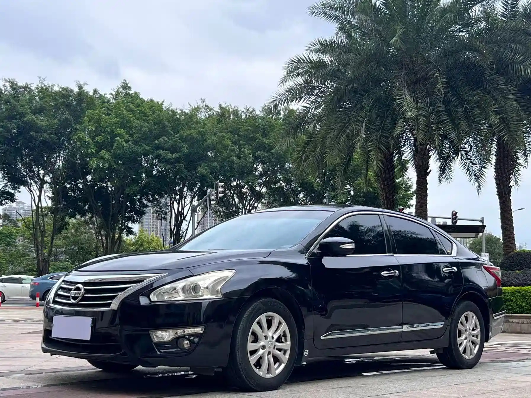 NISSAN TEANA 2013