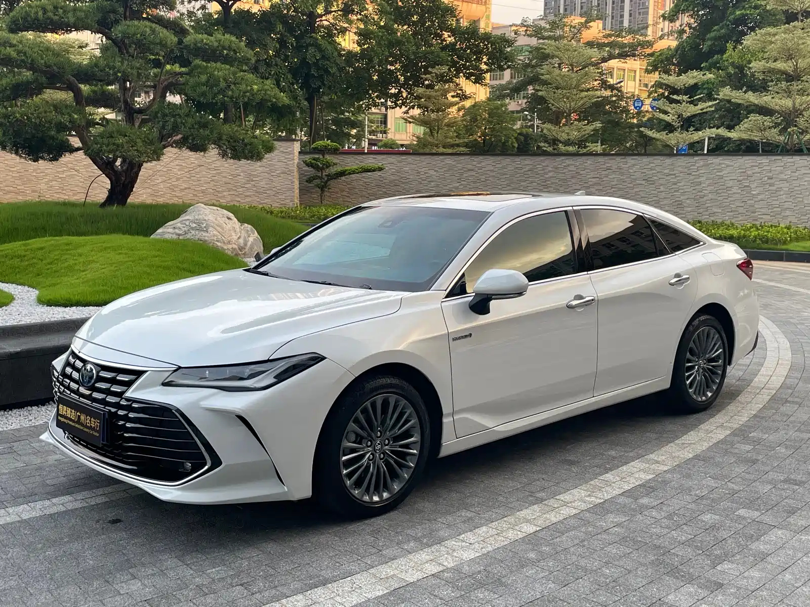 TOYOTA AVALON 2023